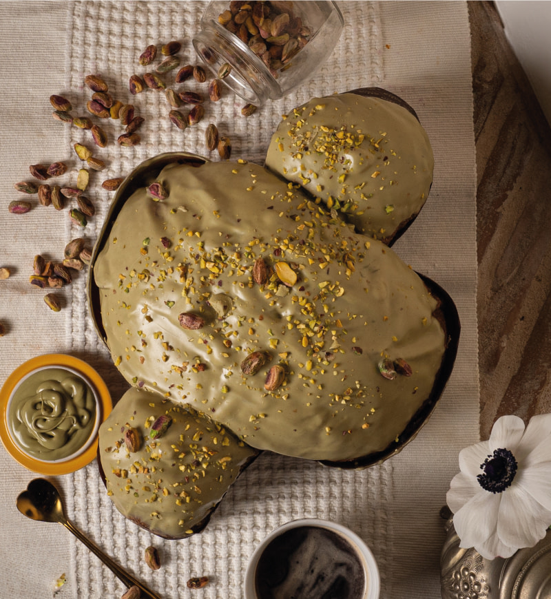 Colomba artigianale al gusto pistacchio e amarene 1 - Favole di Zucchero